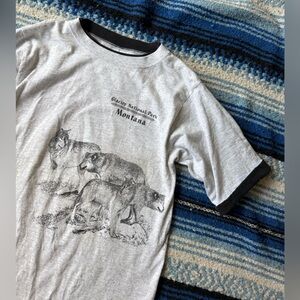 Vintage double collar Glacier National Park wolf print wrap a round tee - medium